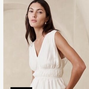 NWT Banana Republic Cascade Silk Top Size XS